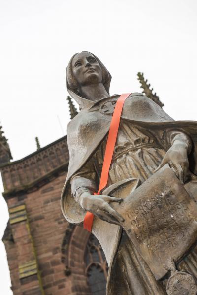 Lady Wulfruna has been given an orange sash in support of this year’s Orange Wolverhampton campaign to end gender-based violence